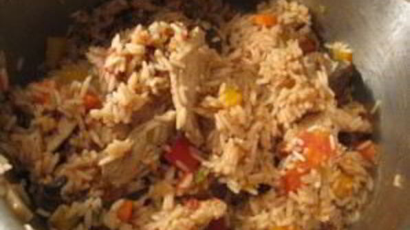 паэлья с курицей и грибами