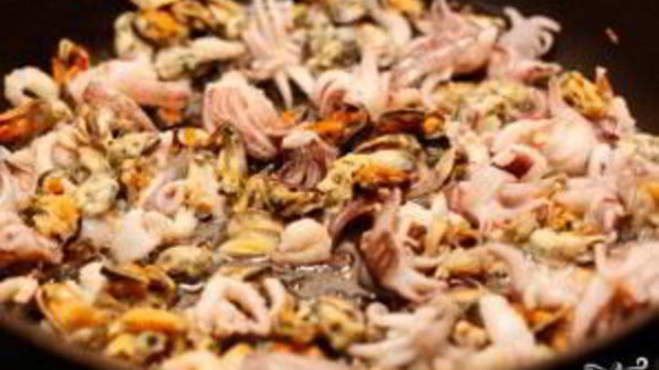 паэлья с морепродуктами