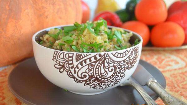 пилав из булгура с баклажанами