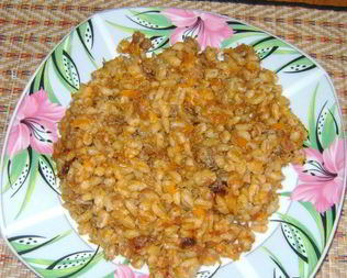 Плов из перловки в мультиварке