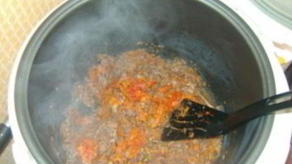 плов из перловки в мультиварке