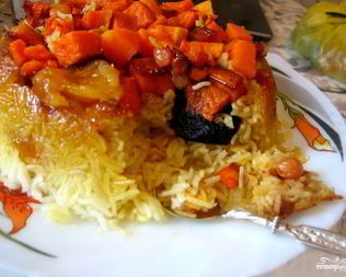 Плов с тыквой и сухофруктами