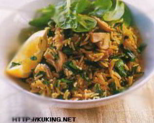 Плов со шпинатом, грибами и лимоном