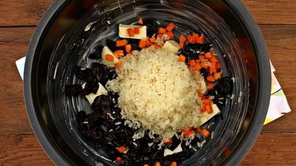 сладкий плов в мультиварке