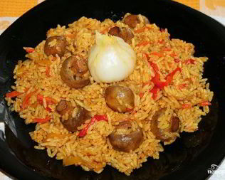 Вегетарианский плов с грибами