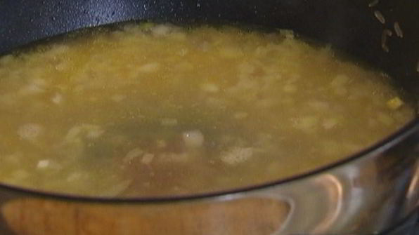 весенний плов с семгой и спаржей