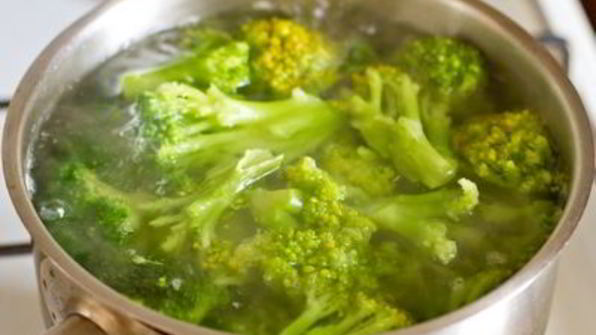 пюре из брокколи и картофеля