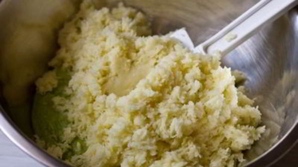 пюре из брокколи и картофеля