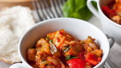 Курица в овощном рагу