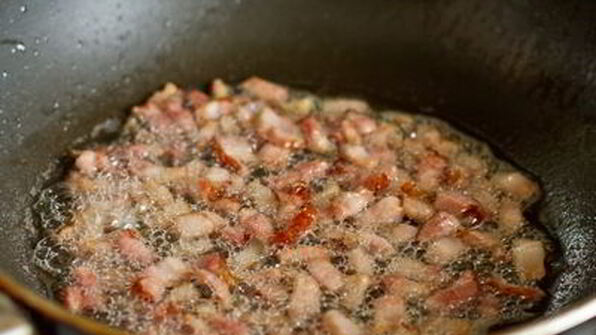 мясное рагу из говядины со сладким перцем