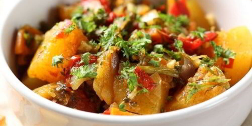 Рецепт нежное овощное рагу с куриной грудкой