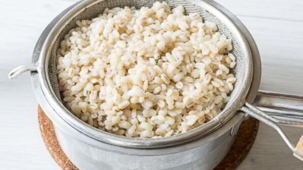 нежное рагу из курицы с овощами и перловкой