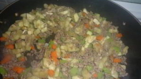 овощное рагу с фаршем
