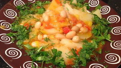 Овощное рагу с фасолью