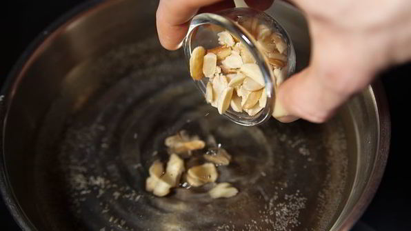 овощное рагу с нутом и корицей