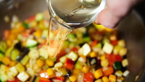 овощное рагу с нутом и корицей