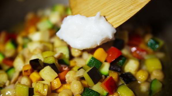 овощное рагу с нутом и корицей