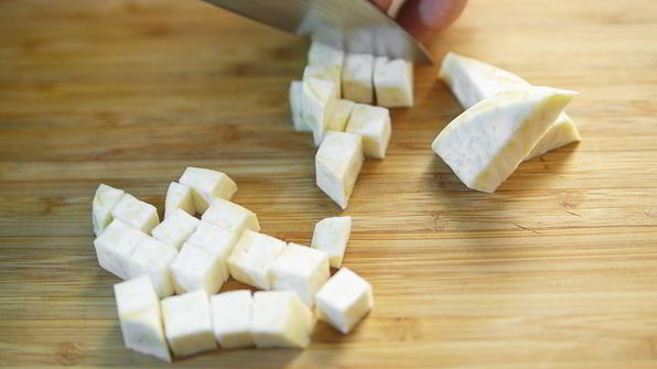 овощное рагу с нутом и корицей