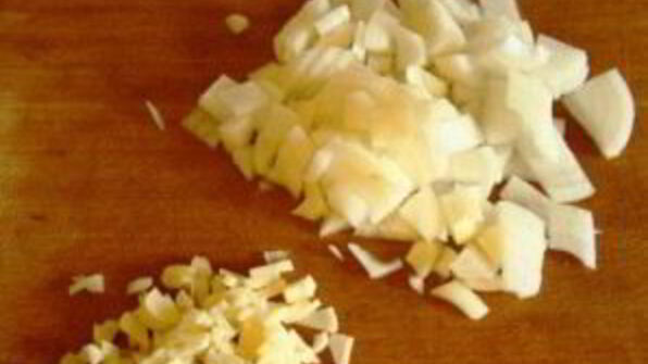 овощное рагу с охотничьими колбасками