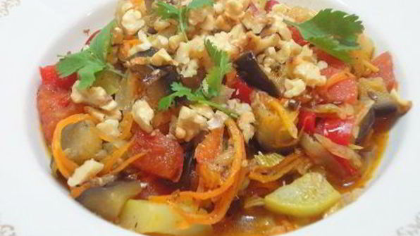 овощное рагу с орехами