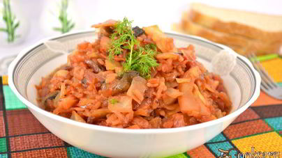 Овощное рагу с рисом и шампиньонами в мультиварке