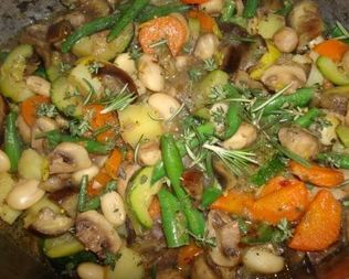Овощное рагу с шампиньонами