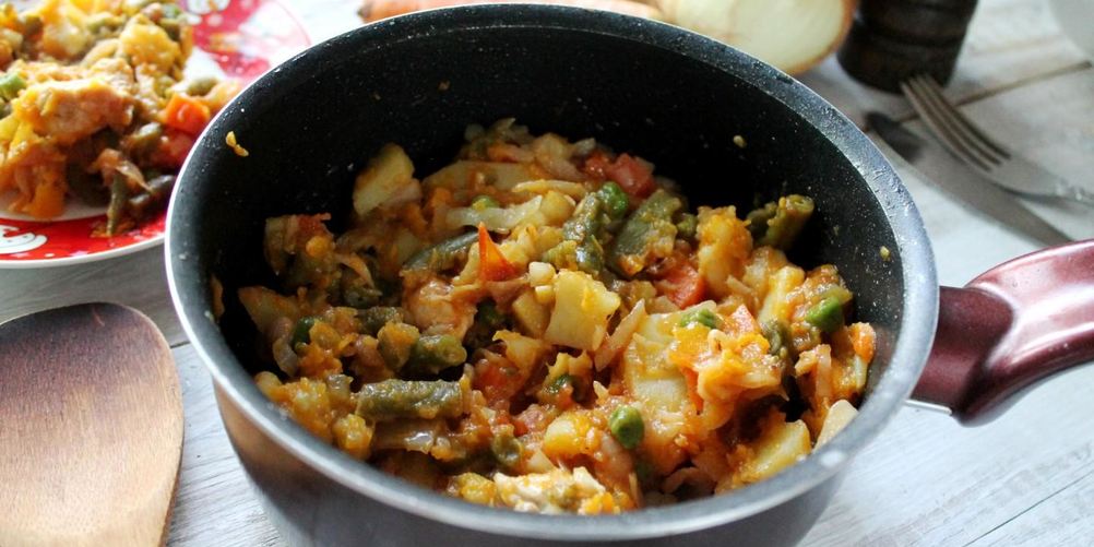 Рецепт овощное рагу в кастрюле с капустой и картошкой