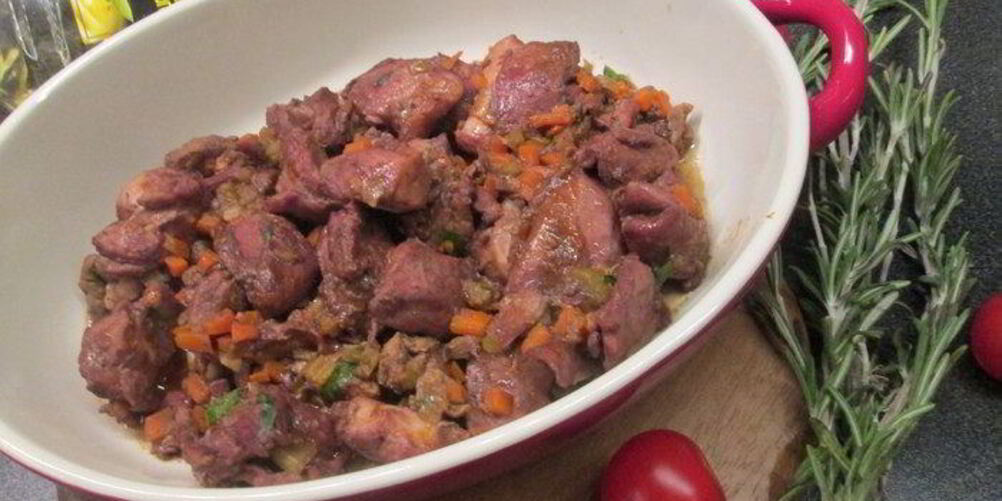 Рецепт рагу из кролика в вине с тальятелле