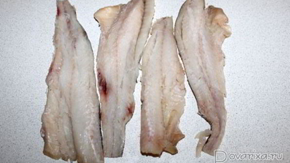 рагу из минтая с шампиньонами и брокколи