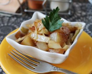 Рагу с капустой и картошкой в мультиварке