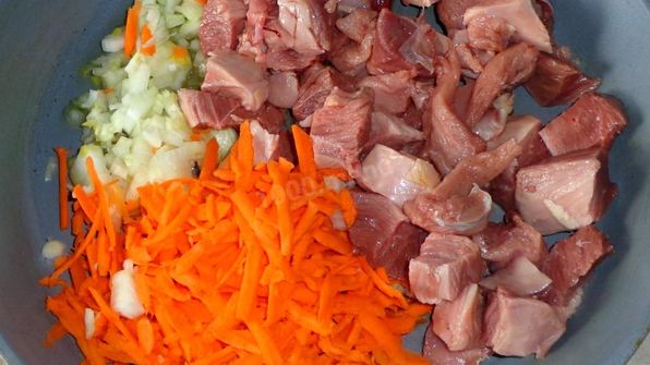 рагу с капустой картошкой и мясом