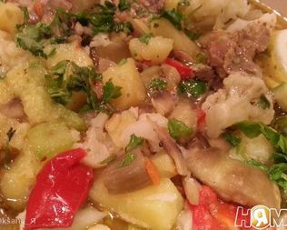 Рагу с курицей и овощами