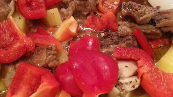 рагу с курицей и овощами