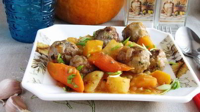 Рагу с мясными шариками