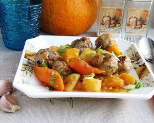 Рагу с мясными шариками