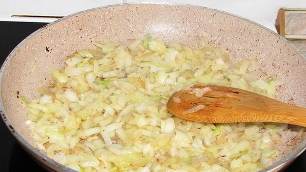 рагу с мясными шариками