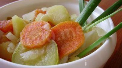 Рагу с яблоками и овощами