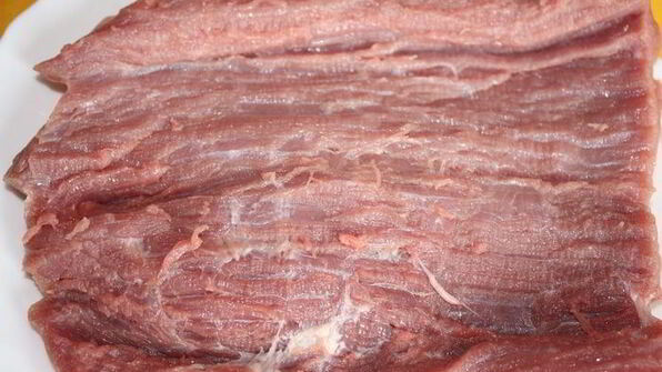 рулет из говядины с рагу из кабачков