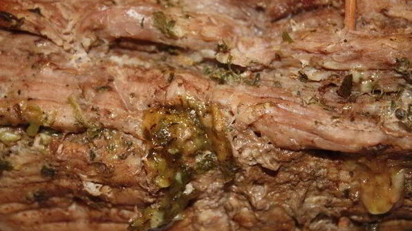 рулет из говядины с рагу из кабачков