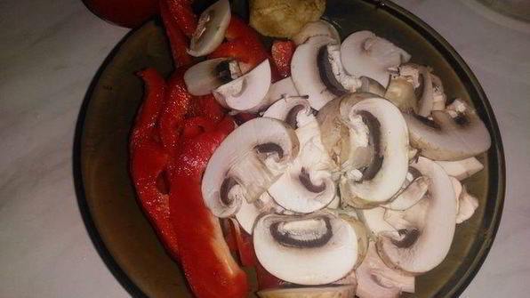 рисовая лапша с мясом и овощами