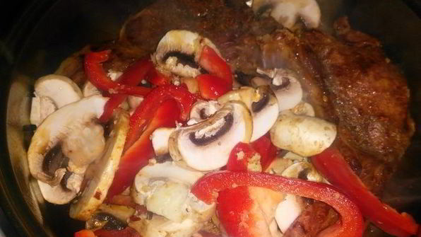 рисовая лапша с мясом и овощами