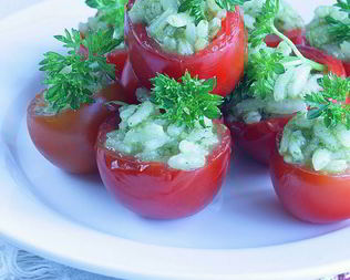 Помидорки черри, фаршированные ризотто