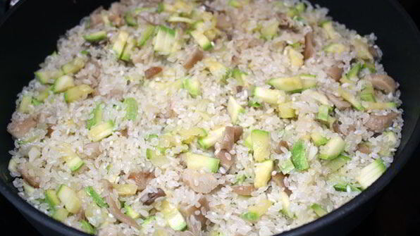 зеленое ризотто с грибами