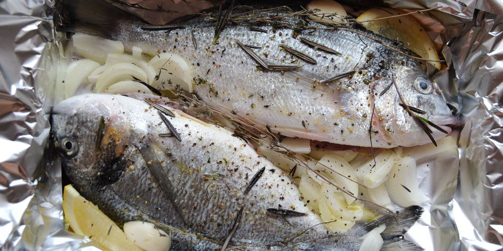 Рецепт дорада с розмарином и тимьяном