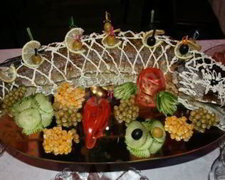 Фаршированный судак в духовке