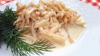 Кальмары в чесночном соусе