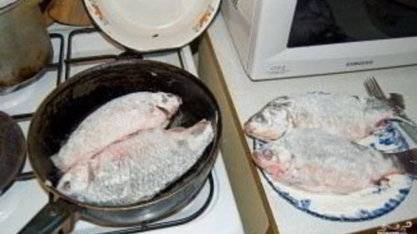 караси в сметане в духовке