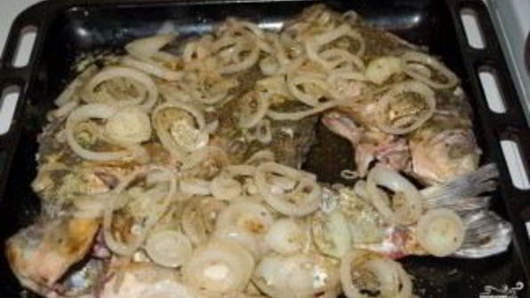 караси в сметане в духовке