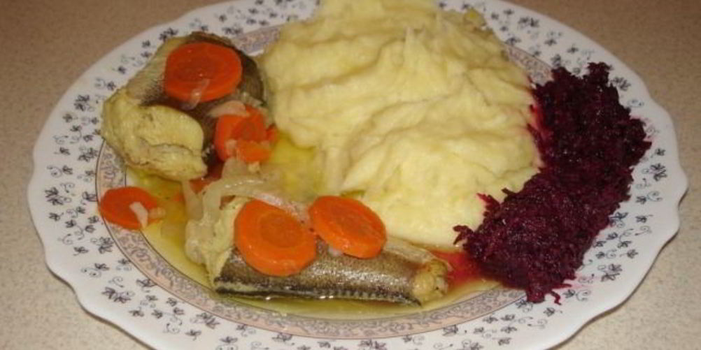 Рецепт хек, тушенный с овощами