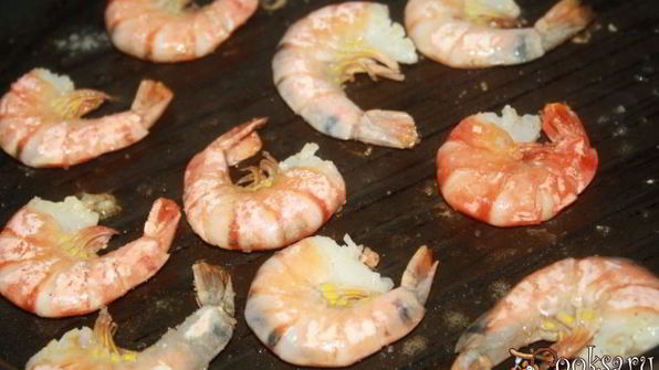 креветки-гриль с соусом тропикана